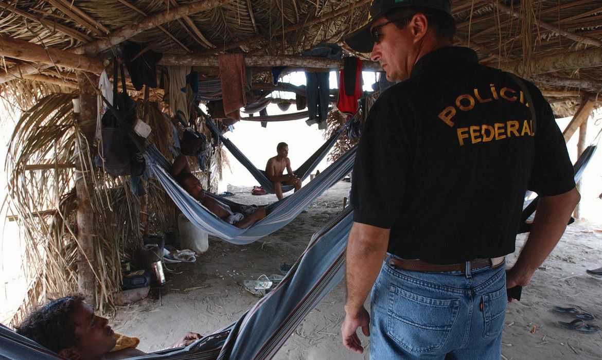 fiscais-resgatam-942-pessoas-em-situacao-analoga-a-escravidao-em-2020