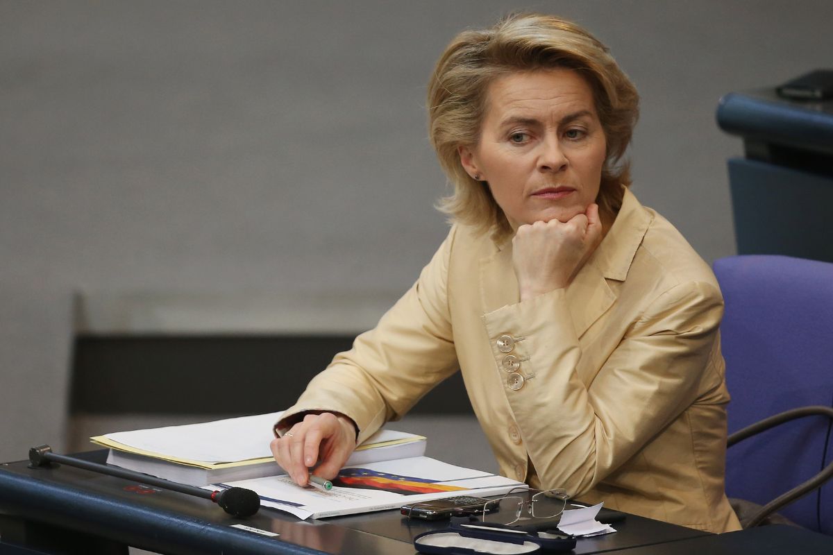 devemos-nos-preparar-para-uma-possivel-interrupcao-total-do-fornecimento-de-gas-russo-diz-presidente-da-comissao-europeia