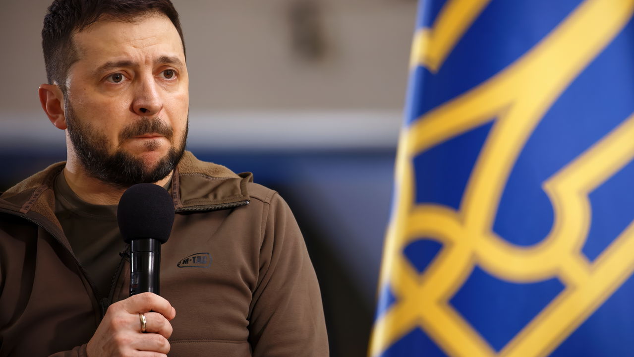 O presidente da Ucrânia afirmou que está disposto a deixar o governo do país caso essa seja a condição para o fim da guerra.