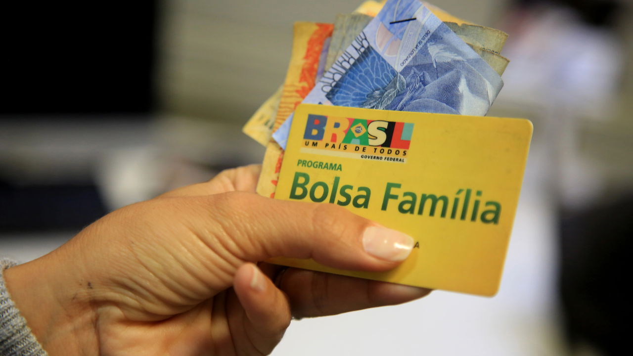 Bolsa Família emite comunicado para quem vai receber R$ 600 em fevereiro